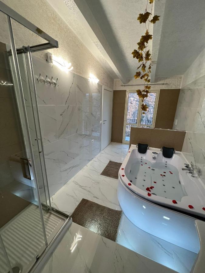 L'Oasi Del Raganello Bed & Breakfast Civita Ngoại thất bức ảnh