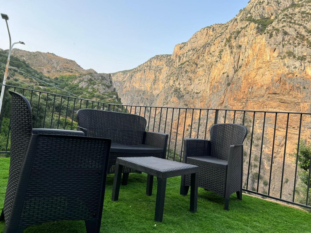 L'Oasi Del Raganello Bed & Breakfast Civita Ngoại thất bức ảnh
